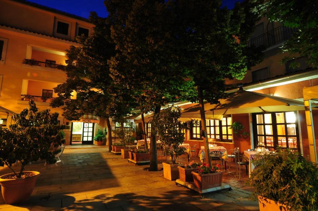 Hotel Cursula Cascia Exterior foto
